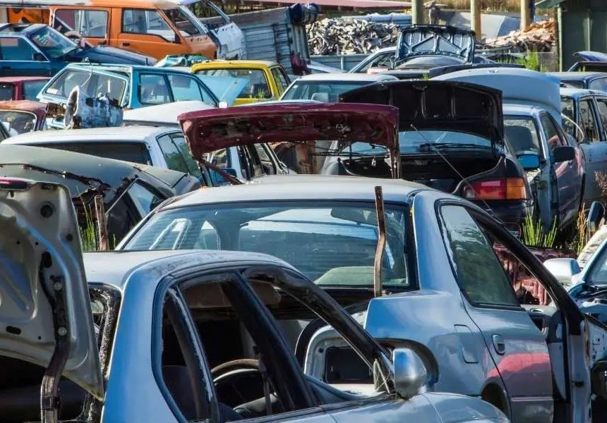 Stuck With a Dead Car? Here’s How to Turn Your Biggest Headache Into Cold Hard Cash